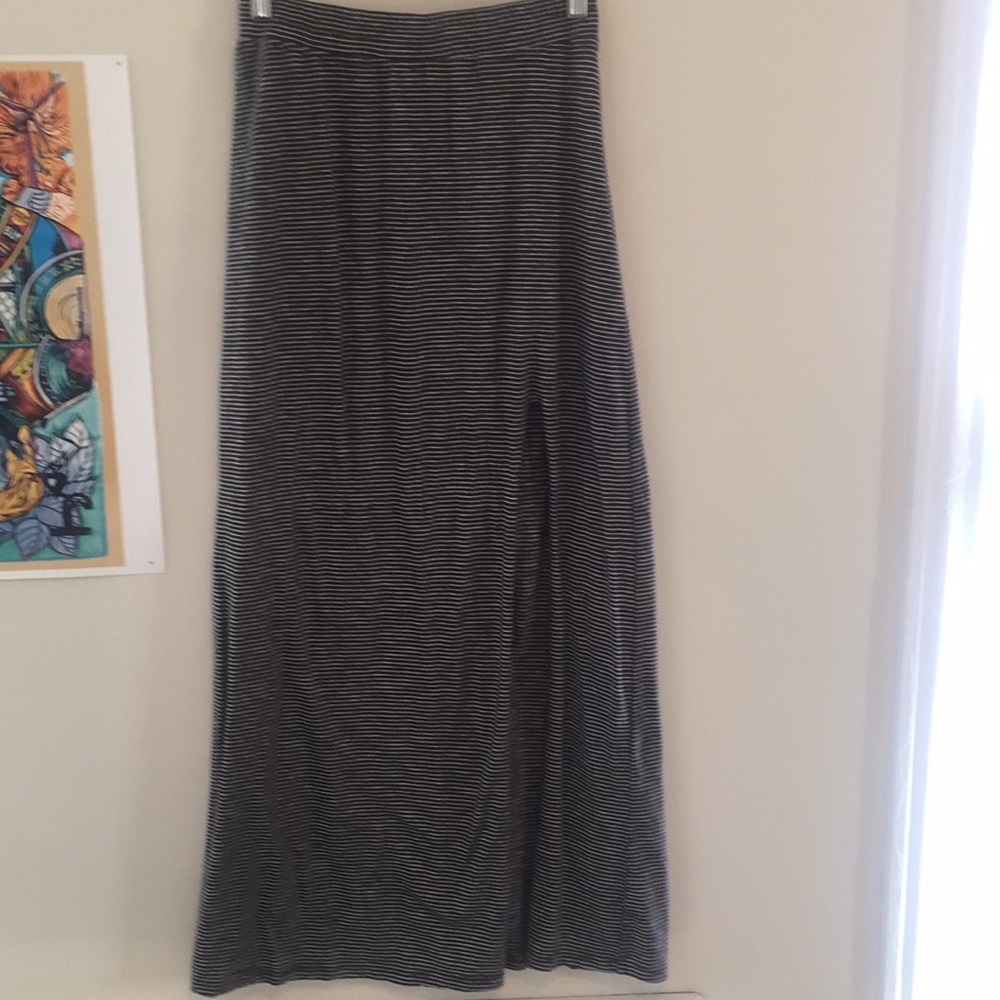 American eagle slit maxi skirt